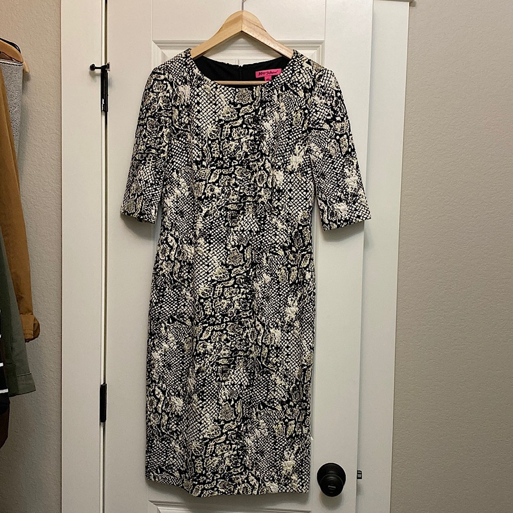 Betsy Johnson dress. Black and cream knit snakeskin print. Fits like a glove